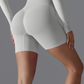 Seamless High Waist Booty Three-point Short