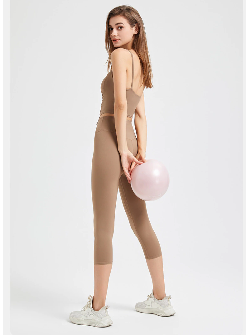 Fix Cup Crop Top + High Waist Calf Pant Suit